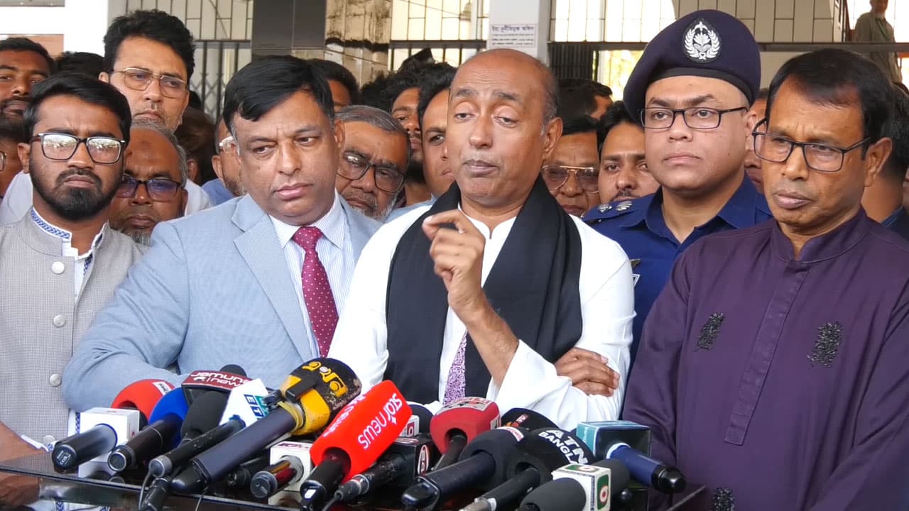 সাংবিধানিকভাবে জারি করা প্রত্যেকটি অধ্যাদেশই সংসদে বিল আকারে পেশ করা হবে