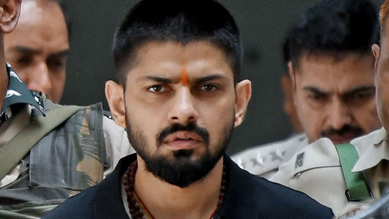 বলিউডে মাথাচাড়া দিয়ে উঠেছে বিষ্ণোই আতঙ্ক