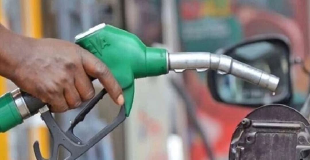 জরুরি চাহিদা মেটাতে ৩ লাখ টন ডিজেল কিনছে সরকার