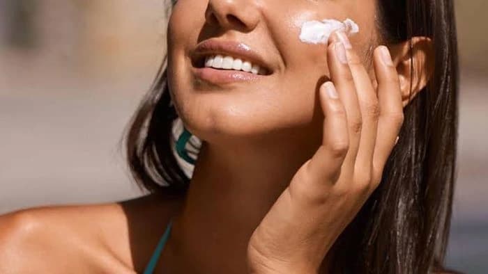 ত্বক সুরক্ষা ও ক্যানসার ঝুঁকি কমাতে সানস্ক্রিনের গুরুত্ব