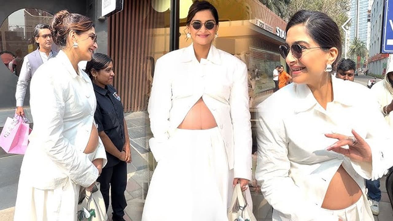 উন্মুক্ত বেবি বাম্প নিয়ে প্রকাশ্যে সোনম কাপুর