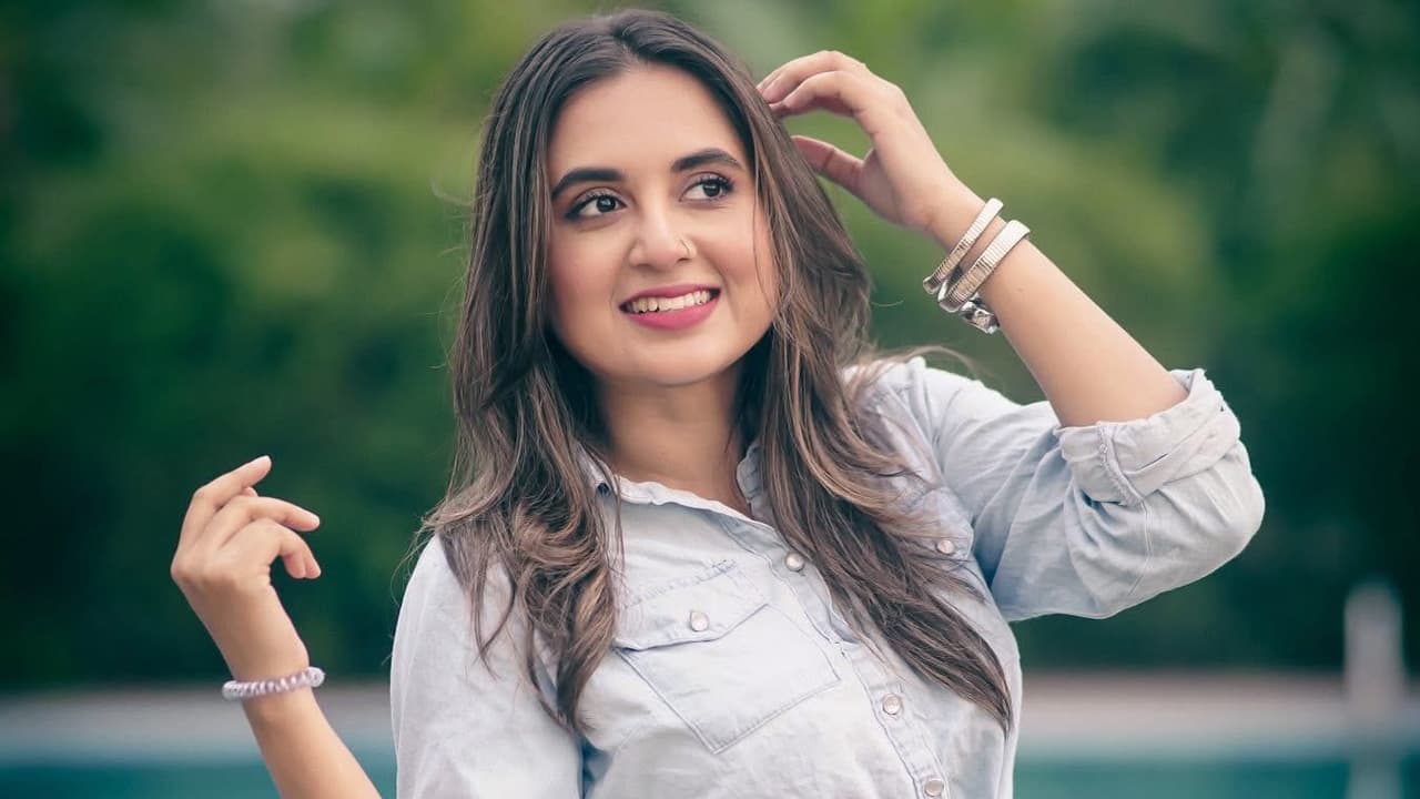 কেমন আছেন অভিনেত্রী তানিয়া বৃষ্টি?