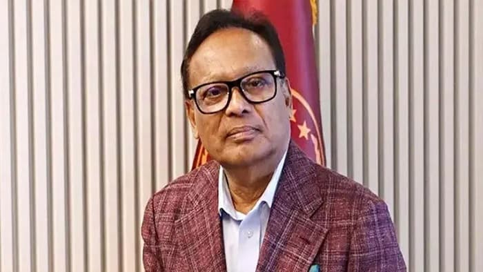 ‘কনটেন্ট ক্রিয়েটর’ পরিচয়ে অনুমতি ছাড়া ভিডিও প্রচার করলে দ্রুত বিচার