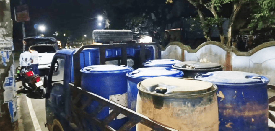 জ্বালানি পাচারে ব্যবসায়ীর কারাদণ্ড, ৮০০ লিটার তেল জব্দ
