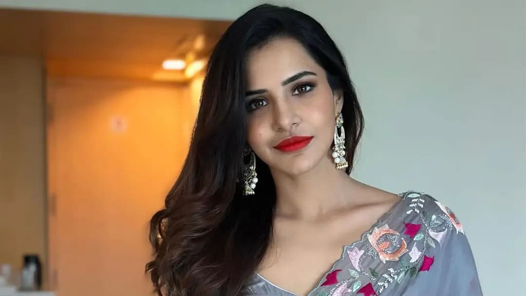 বিয়ের প্রলোভনে কোটি টাকা আত্মসাতের অভিযোগ, মামলার মুখে অভিনেত্রী