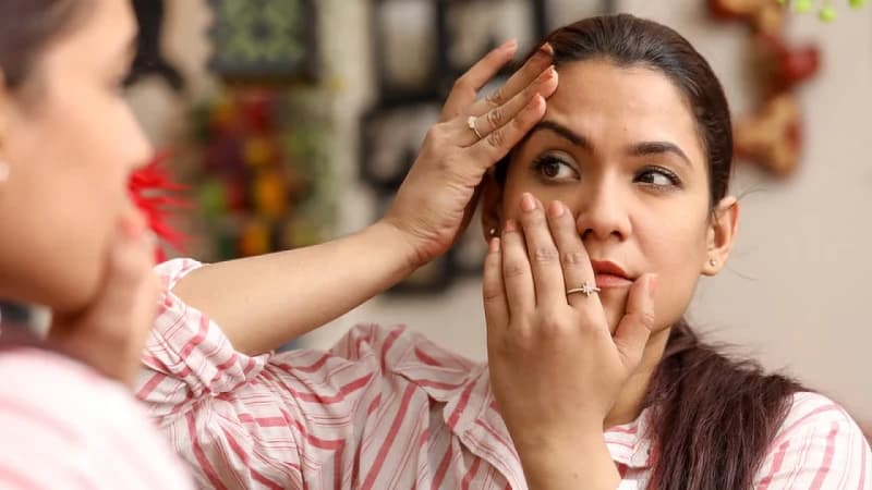 চোখের শুষ্কতা বাড়ছে, এর জন্য দায়ী কে