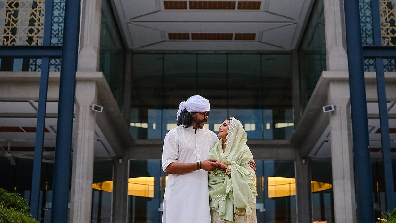 বিয়ে করলেন কার্টুনিস্ট মোরশেদ মিশু